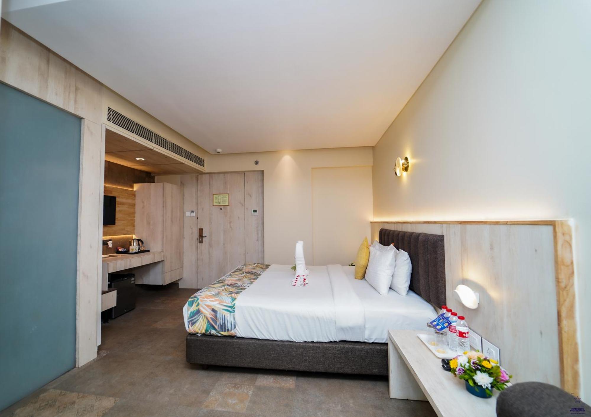 Hotel Citrus Prime Candolm, Goa Кандолім Екстер'єр фото